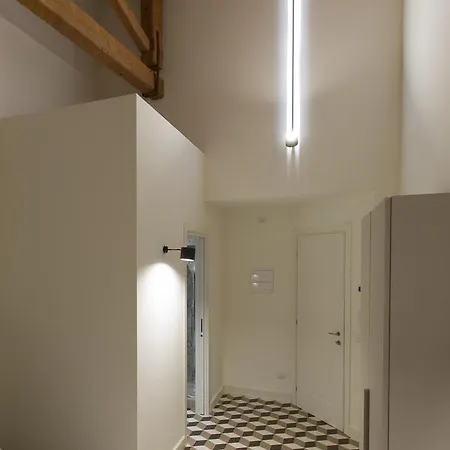 Al Foro Annonario לינה וארוחת בוקר 4*