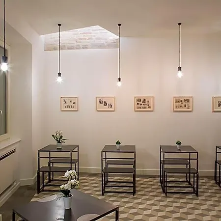 Bed & Breakfast Al Foro Annonario 4*