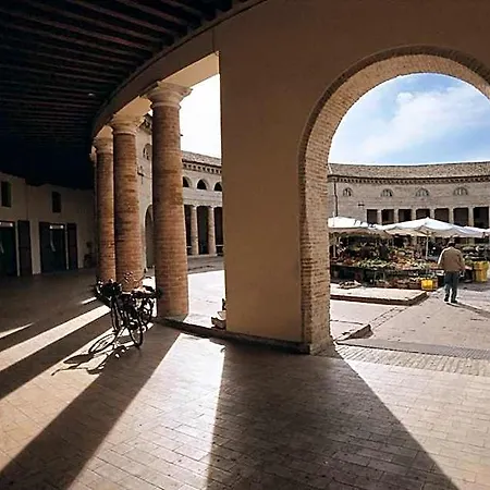 Al Foro Annonario Bed & Breakfast 4*